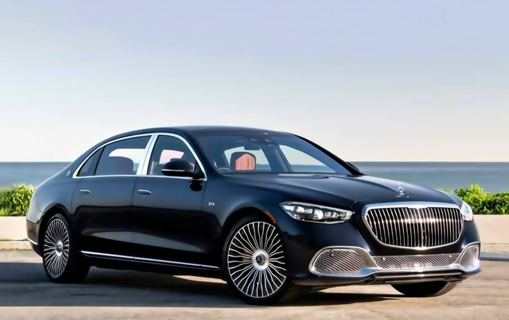 Mercedes-Maybach S680 beside the Miami waterfront